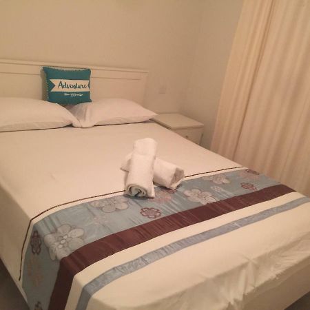 Lingna Luxury Apartment Lighthouse Paphos Kültér fotó