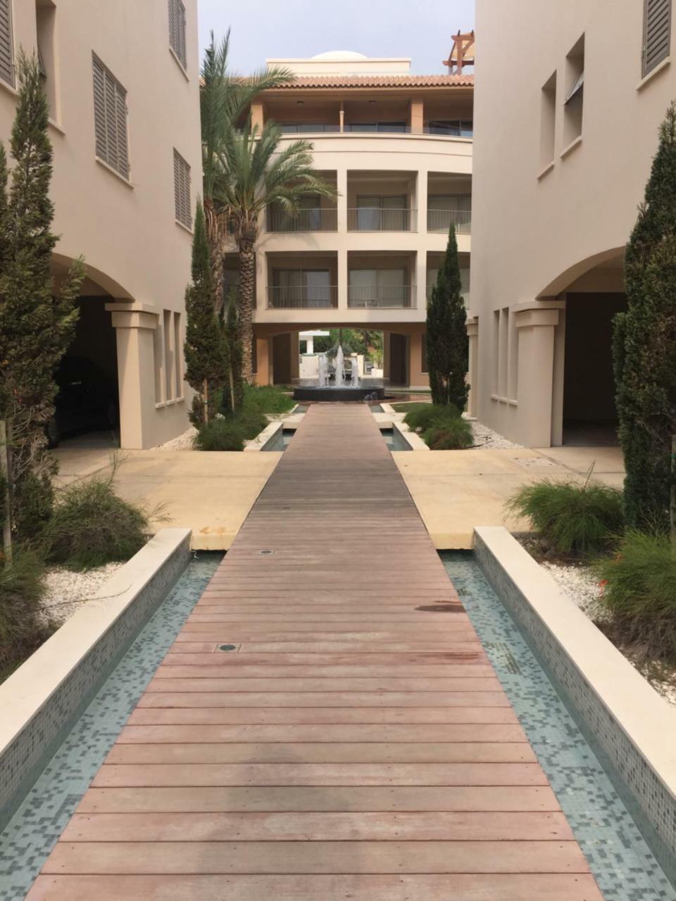 Lingna Luxury Apartment Lighthouse Paphos Kültér fotó